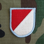 Beret Flash, Troop E (Airborne), 17th Cavalry Regiment