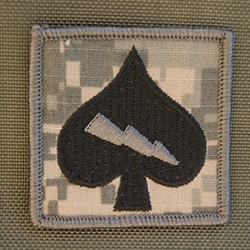 Eagles of War - Helmet Patch, Company C, Signal, Special Troops ...